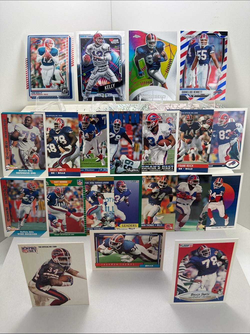 Thurman Thomas/Jim Kelly/Bruce Smith/Andre Reed/Bennett Bills legends lot of 21